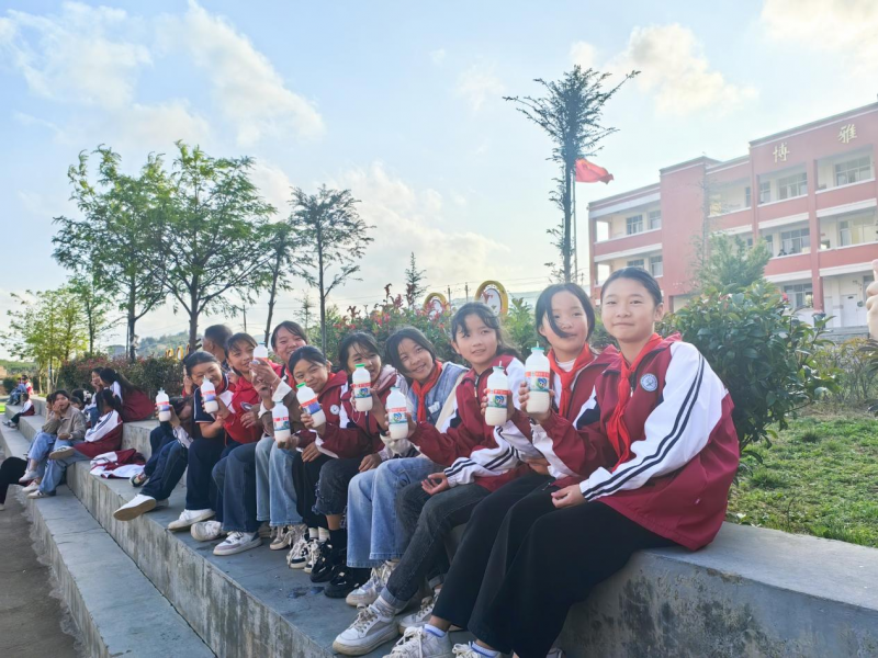 真情传递温暖，爱心点亮希望|太阳成集团“抗旱保教”捐赠活动圆满完成